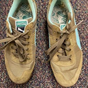 Puma women’s 7 1/2 athletic sneaker brown